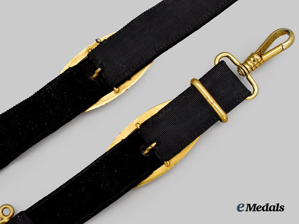 germany,_kriegsmarine._an_officer’s_dagger_hanger,_by_j._c._maedicke___m_n_c9257