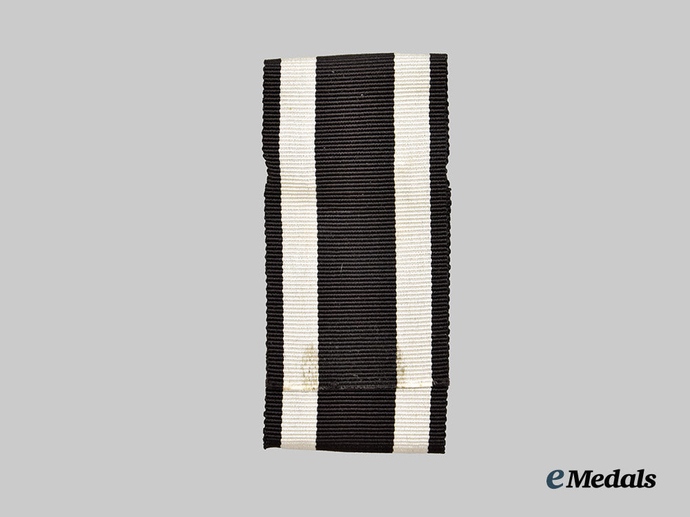 germany,_wehrmacht._a1939_clasp_the_to_iron_cross_i_i_class,_type_i_i_with_case,_by_steinhauer&_lück___m_n_c9258