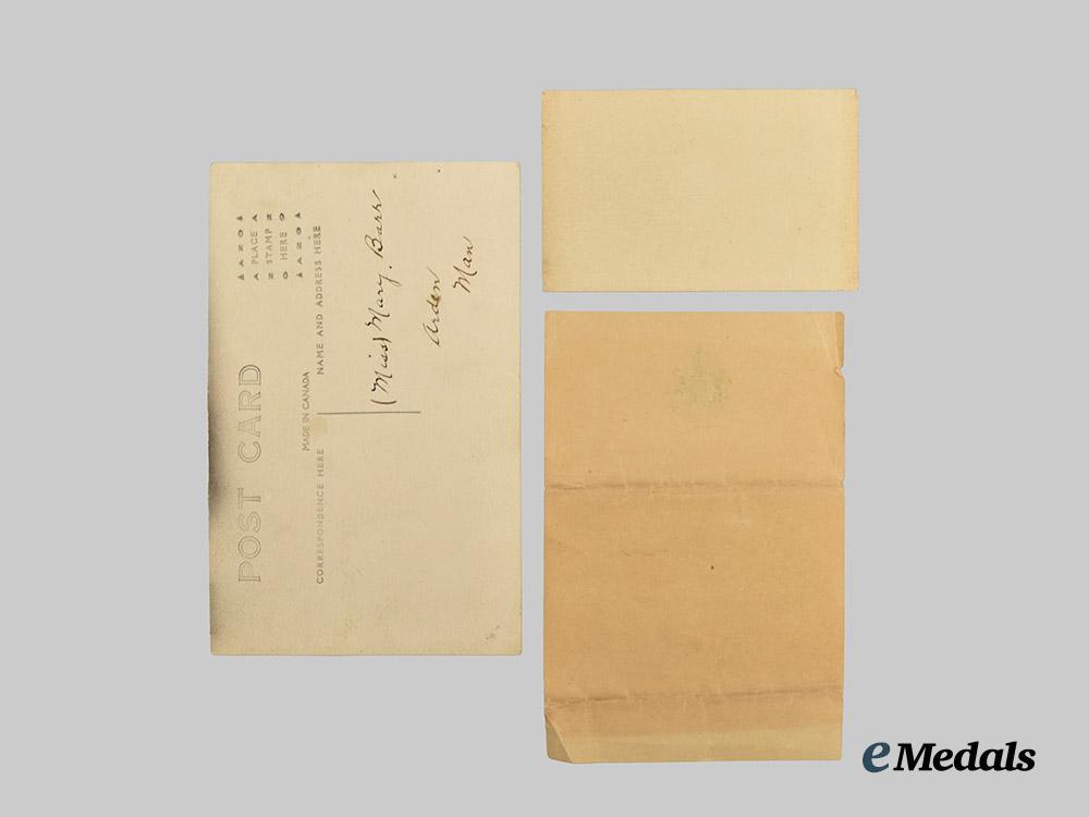 canada,_c_e_f._a_first_war_group_to_pte._stanley_barr,_k_i_a_at_lens,_august231917___m_n_c9286