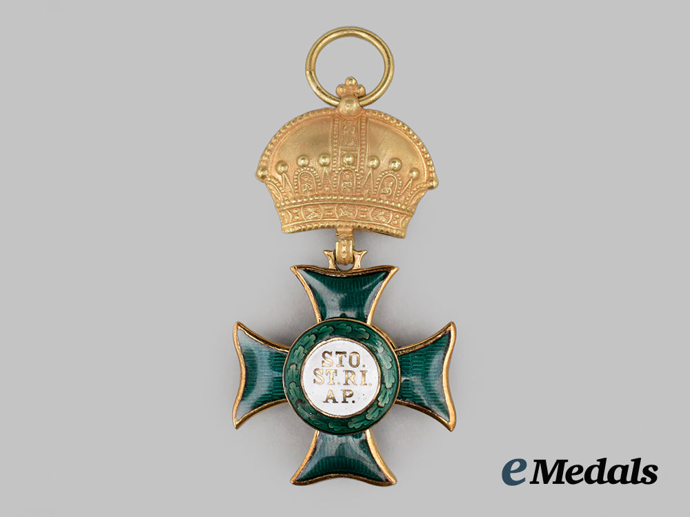 hungary,_empire._an_order_of_saint_stephen_of_hungary,_knight’s_cross,_made_by_rothe&_neffe,_c.1960___m_n_c9357
