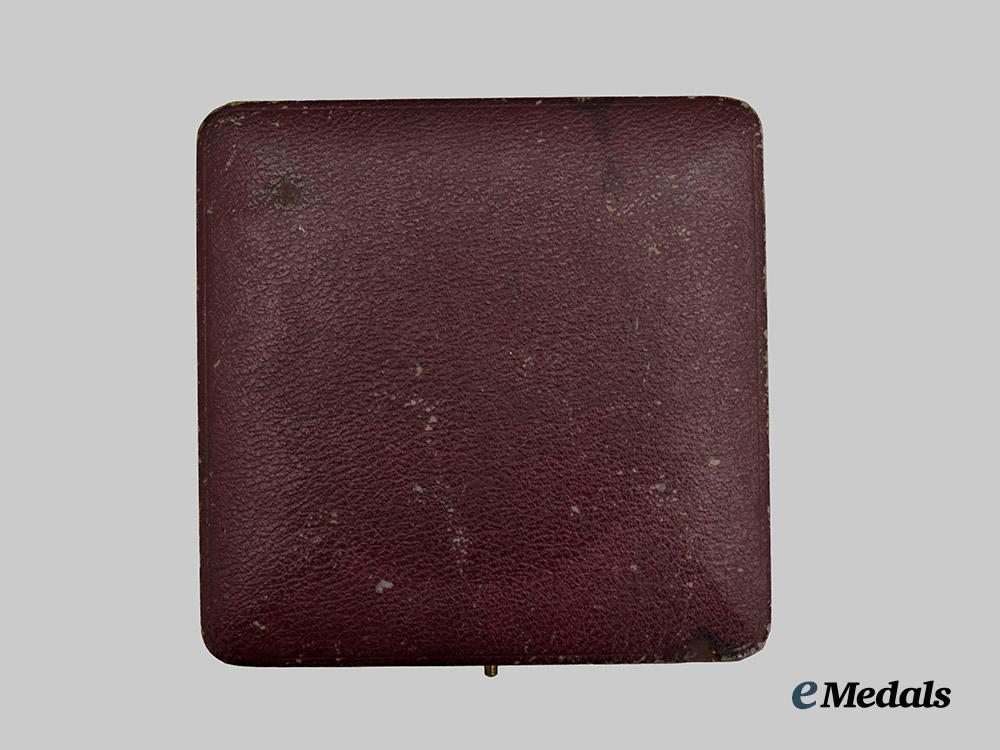 germany,_s_a._a1938_oberhof_winter_sports_games_merit_medallion,_with_case,_to_s_a-_mann_filser___m_n_c9375