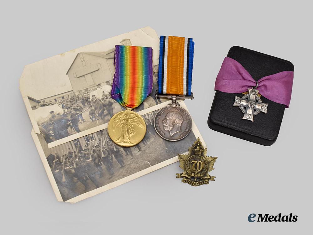 canada,_c_e_f._a_first_war_memorial_group_to_pte._andrew_mc_intosh___m_n_c9439