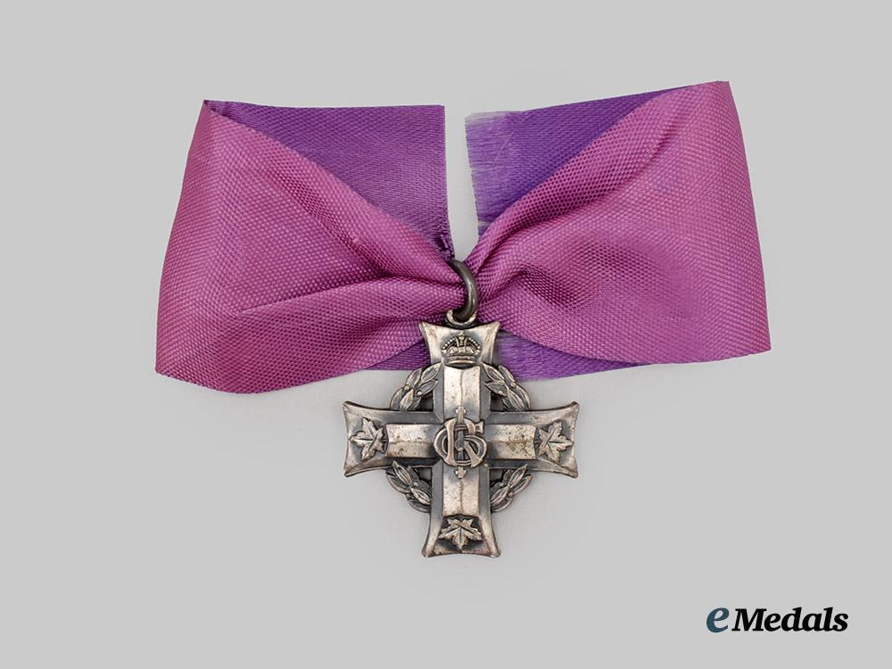 canada,_c_e_f._a_first_war_memorial_group_to_pte._andrew_mc_intosh___m_n_c9447