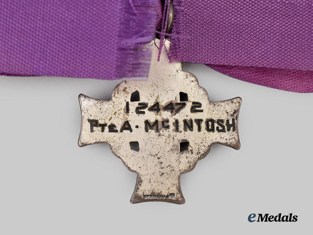 canada,_c_e_f._a_first_war_memorial_group_to_pte._andrew_mc_intosh___m_n_c9450