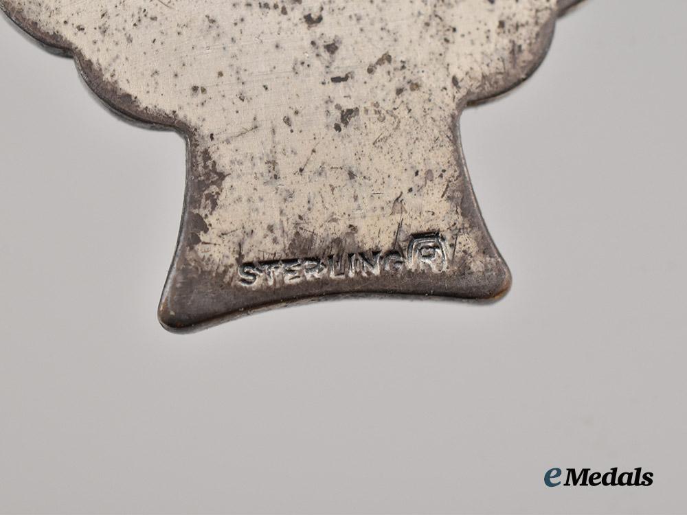 canada,_c_e_f._a_first_war_memorial_group_to_pte._andrew_mc_intosh___m_n_c9451