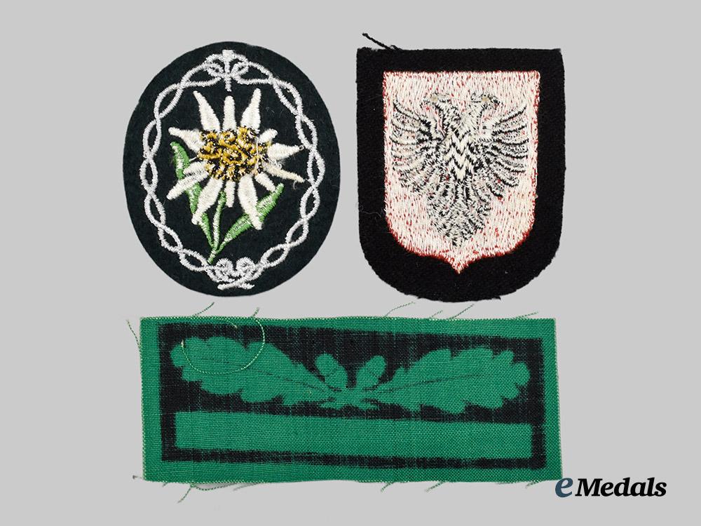 germany,_wehrmacht._a_mixed_lot_of_insignia___m_n_c9473