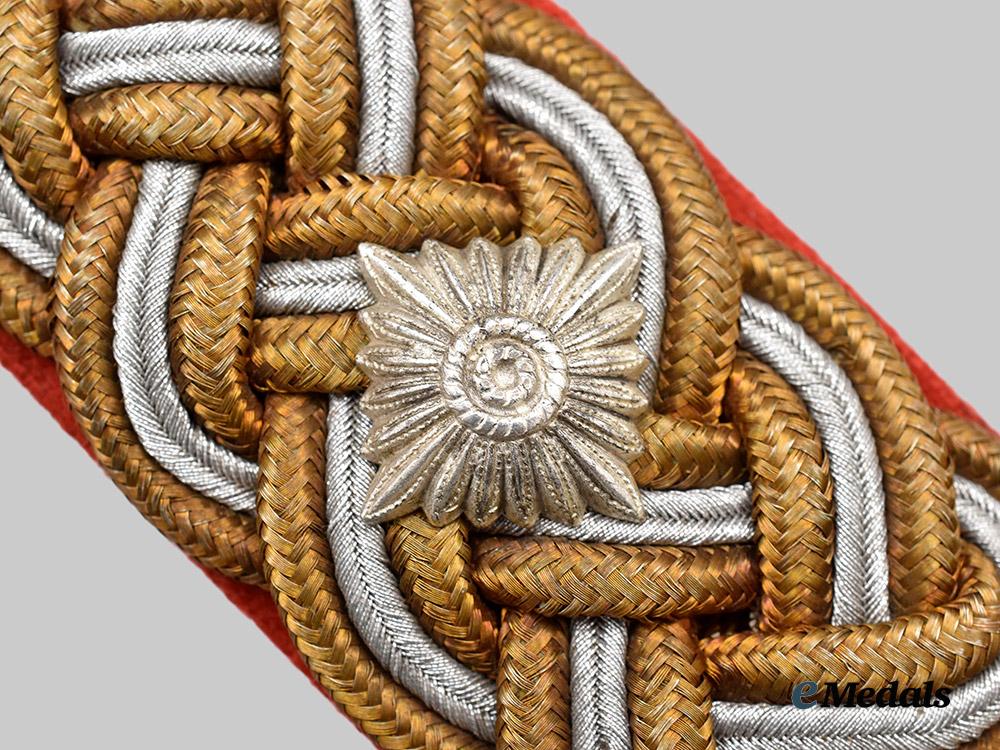 germany,_wehrmacht._a_set_of_generalleutnant_shoulder_boards___m_n_c9482