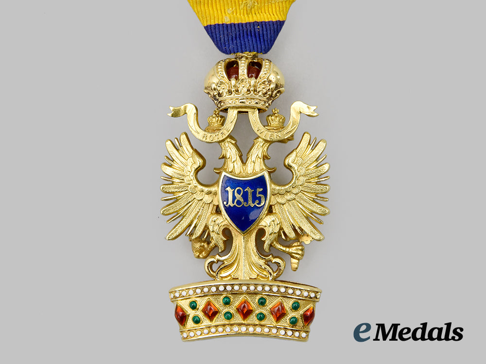 austria,_empire._an_order_of_the_iron_crown,_i_i_i_class_knight_in_gold,_by_rothe___m_n_c9555