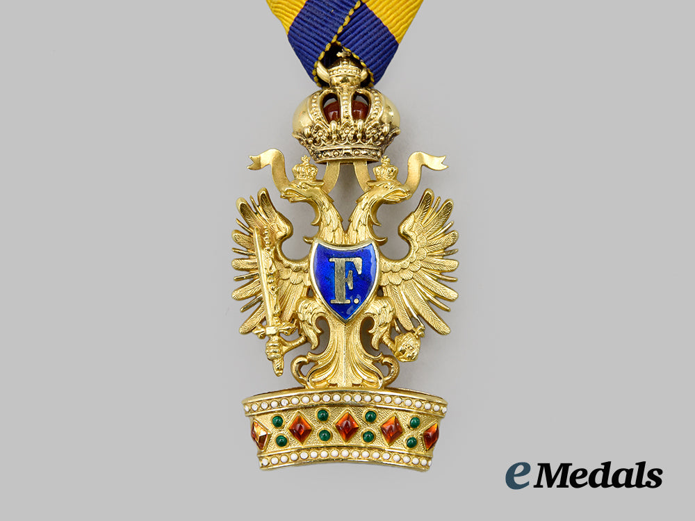 austria,_empire._an_order_of_the_iron_crown,_i_i_i_class_knight_in_gold,_by_rothe___m_n_c9557