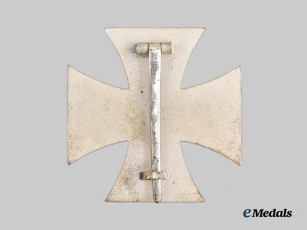 germany,_wehrmacht._a1939_iron_cross_i_class,_with_case,_by_c._f._zimmermann___m_n_c9559