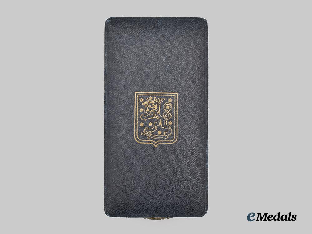 finland._an_order_of_the_white_rose,_officer_cross_by_tillander,_with_case___m_n_c9569