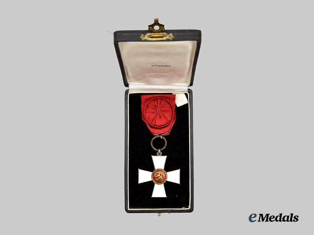 finland,_republic._an_order_of_the_lion,_civil_division,_i_class_knight's_cross___m_n_c9576