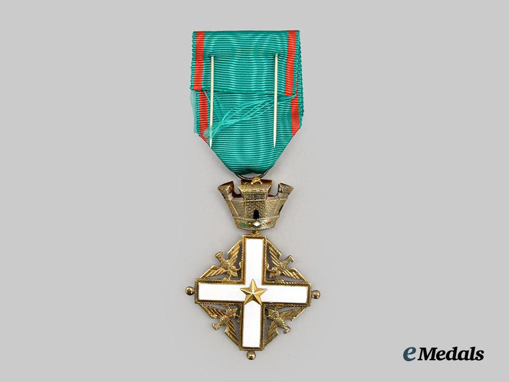 italy,_republic._an_order_of_merit_of_the_italian_republic,_v_class_knight___m_n_c9594