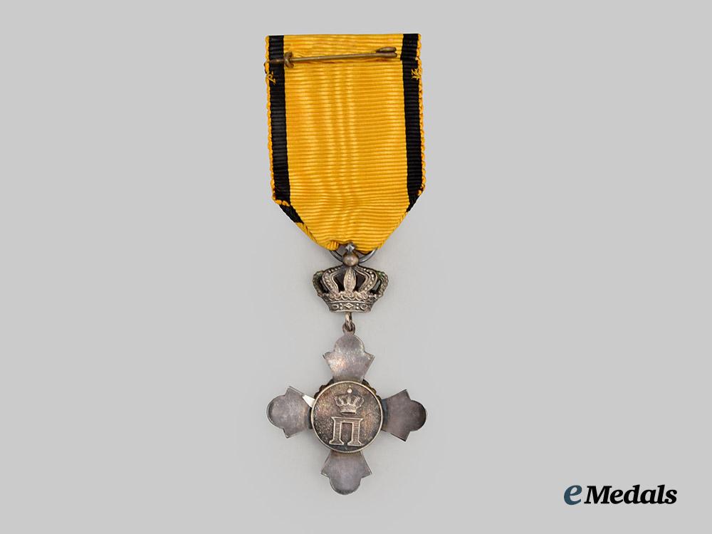 greece,_kingdom._a_order_of_the_phoenix_member_or_silver_cross,_monarchy1947-1964___m_n_c9603