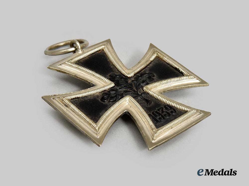 germany,_federal_republic._a1939_iron_cross_i_i_class,_early1957_version,_by_wilhelm_deumer___m_n_c9625
