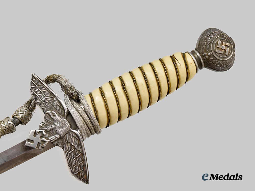 germany,_luftwaffe._an_officer’s_dress_dagger,_by_weyersberg,_kirschbaum&_cie___m_n_c9635
