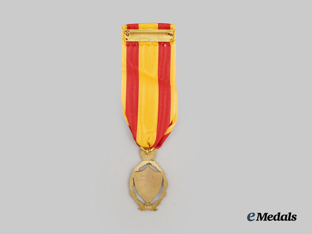 united_states._a_national_society_sons_of_american_colonists_medal,_gold-_filled___m_n_c9638