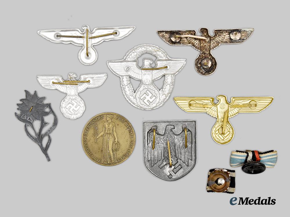 germany,_third_reich._a_mixed_lot_of_decorations_and_insignia___m_n_c9659