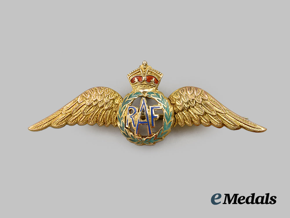 united_kingdom._a_fine_set_of_gold_royal_air_force_wings1918___m_n_c9687