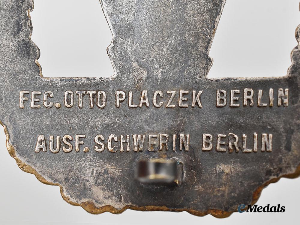 germany,_kriegsmarine._a_minesweeper_war_badge,_by_schwerin___m_n_c9782