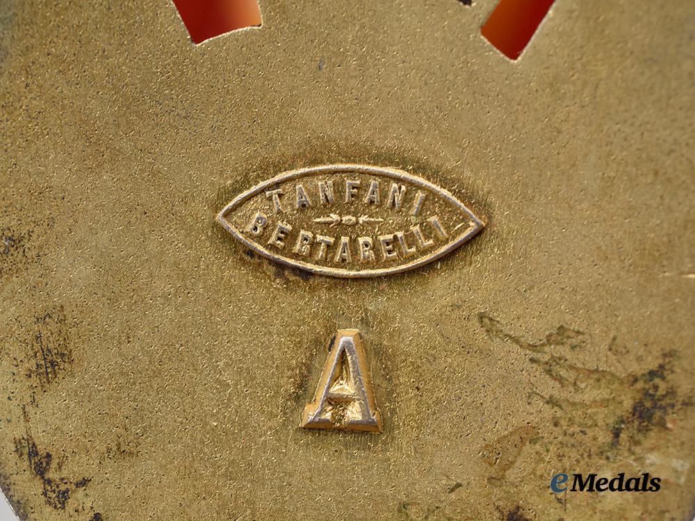 vatican,_papal_state._an_order_of_st._gregory_the_great,_i_i._class_knight_commander_for_military_merit,_c.1930s___m_n_c9841