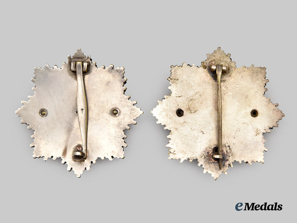 germany,_federal_republic._a_pair_of_german_crosses,_silver_and_gold_grades,_early1957_versions___m_n_c9931