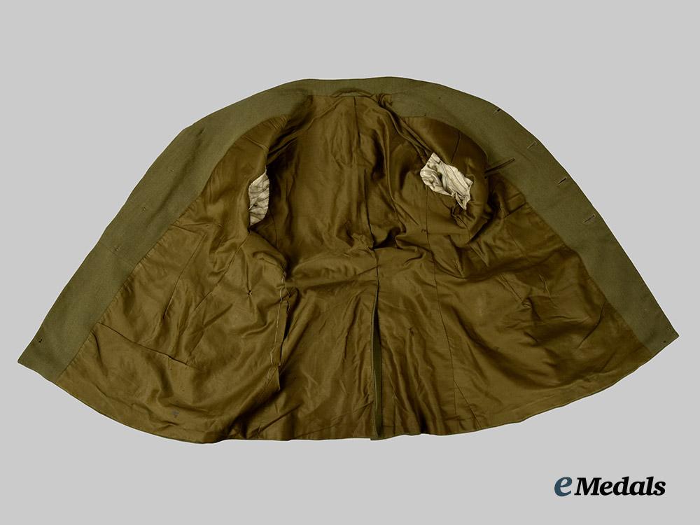 canada,_c_e_f._a_first_war_service_tunic_of_the3rd_battalion___m_n_c9936