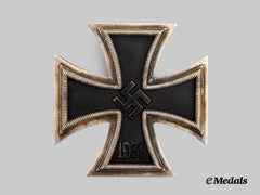 Germany, Wehrmacht. A 1939 Iron Crosses I Class, by Klein & Quenzer