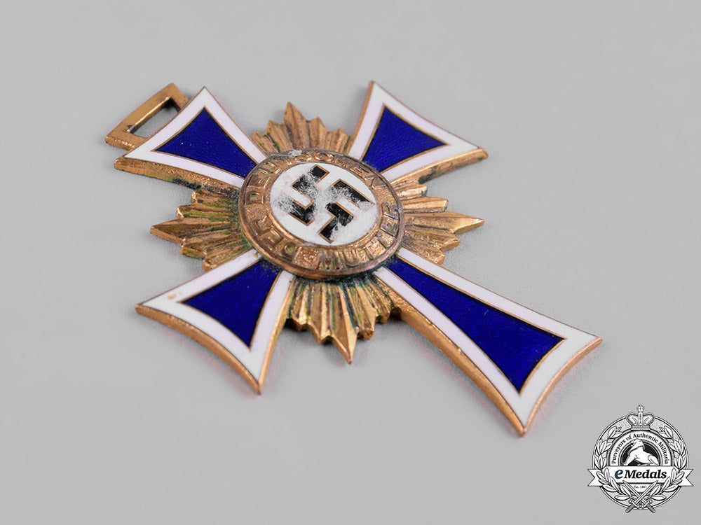 germany,_third_reich._a_lot_of_third_reich_badges,_crosses,_and_ribbon_bars_c19_1447_1