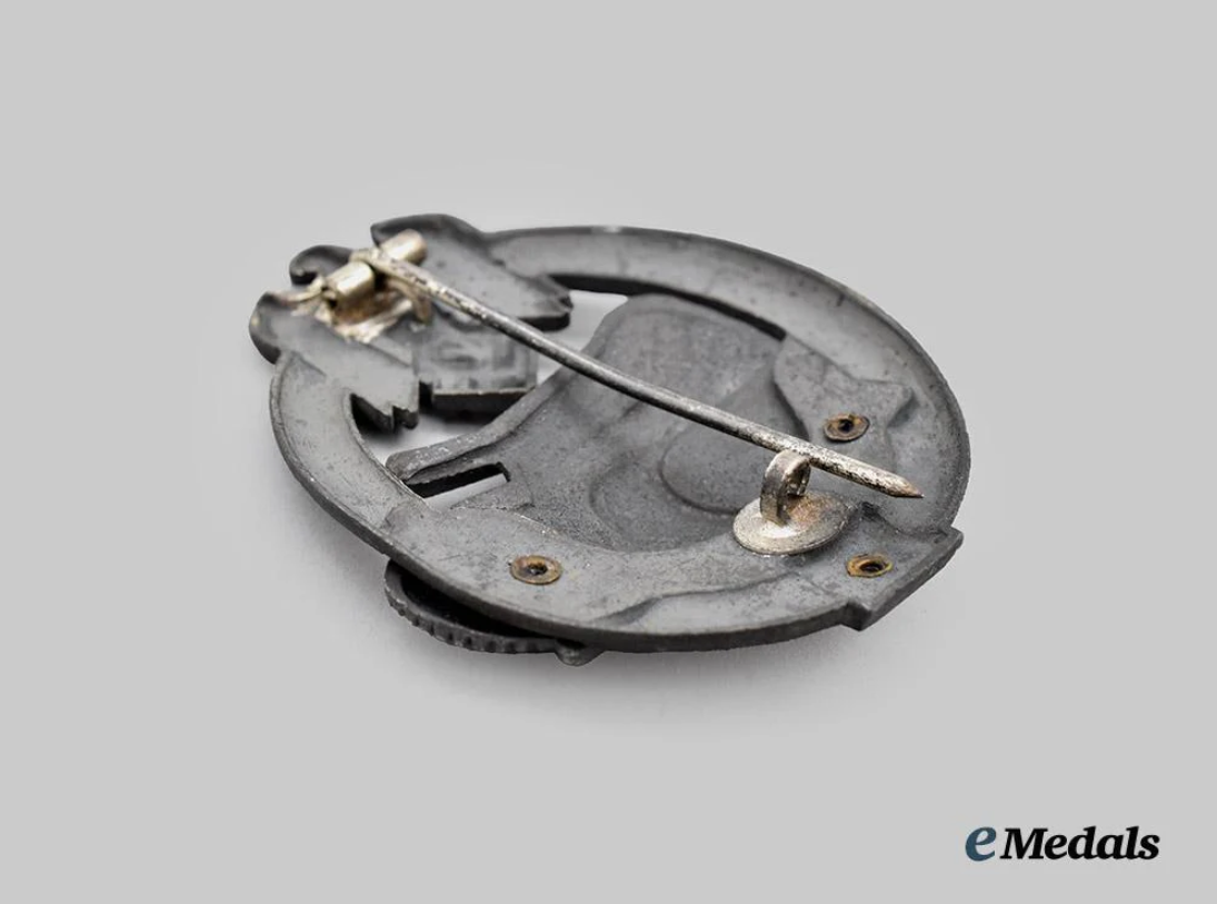 Germany, Wehrmacht. A Rare Panzer Assault Badge, Special Grade for 50 Engagements, by Gustav Brehmer