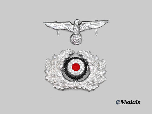 germany,_heer._a_set_of_mint_visor_cap_insignia_for_enlisted_ranks_e_medals__g62910_2