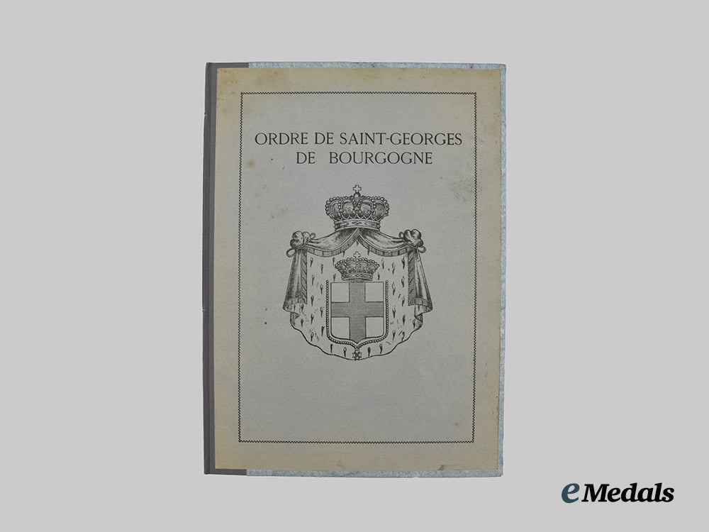 france,_free_country_of_burgundy._an_order_of_saint_george_of_burgundy,_embroidered_breast_star,_c.1925___m_n_c0805