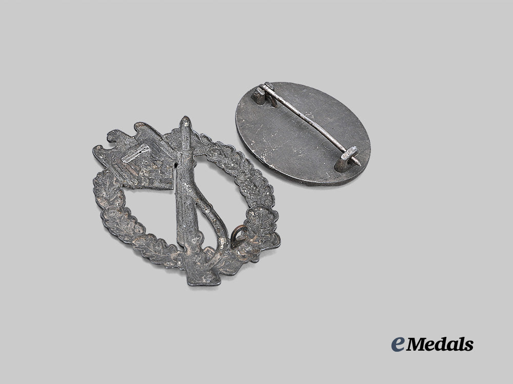 germany,_wehrmacht._a_pair_of_badges_for_combat_service_e_medals__g62829_4