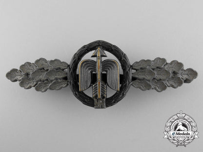 germany,_luftwaffe._a_short_range_night_fighter_clasp,_bronze_grade,_by_g.h._osang_a_0143_1