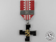 A 1939-1945 Finnish Headquarters Cross