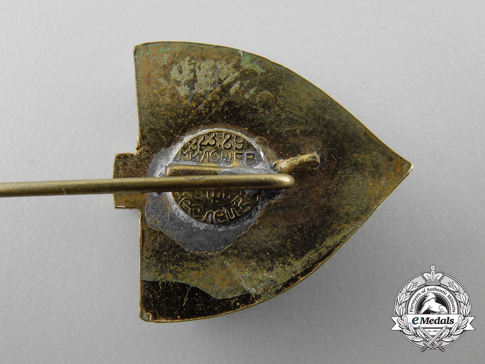 three_bulgarian_stickpins_a_0542_1