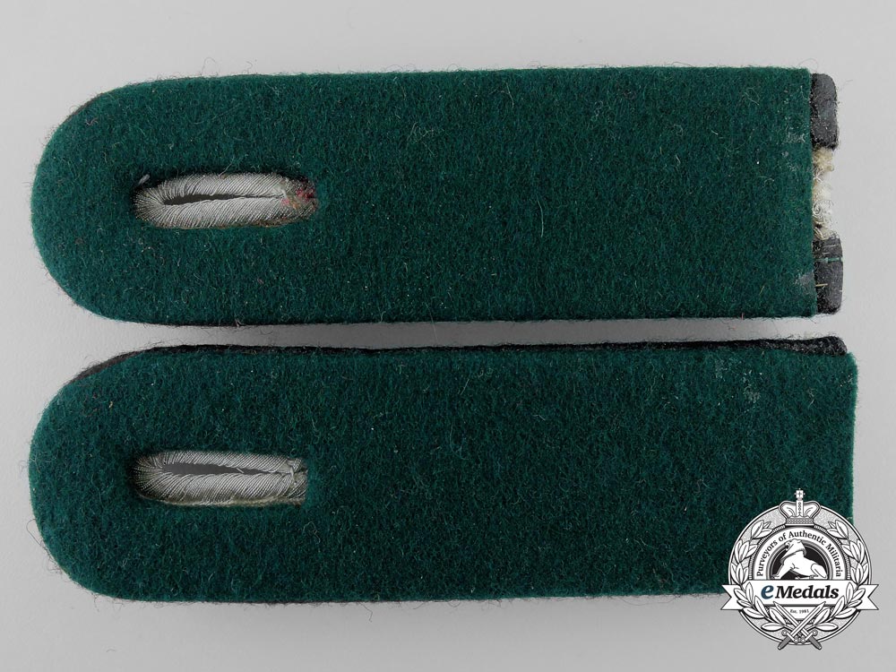 a_set_of_army_official_of_technical_service_should_boards_a_0906