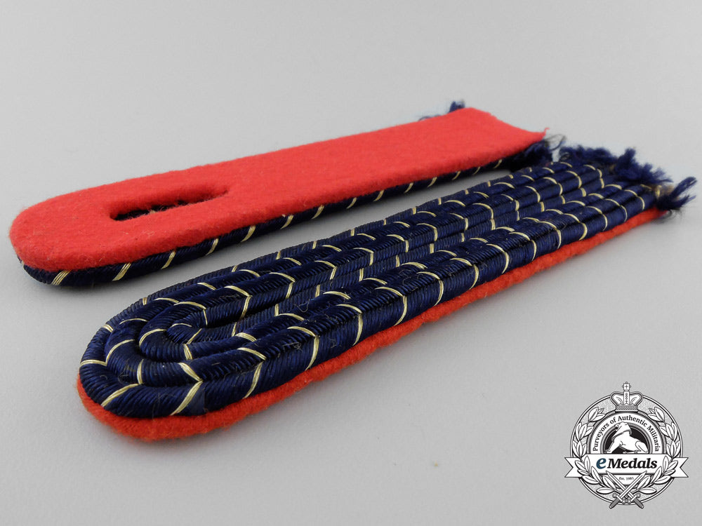 a_set_of_reichsbahn_shoulder_board_pair_for_officials_of_pay_groups17_a_and17_a_0910