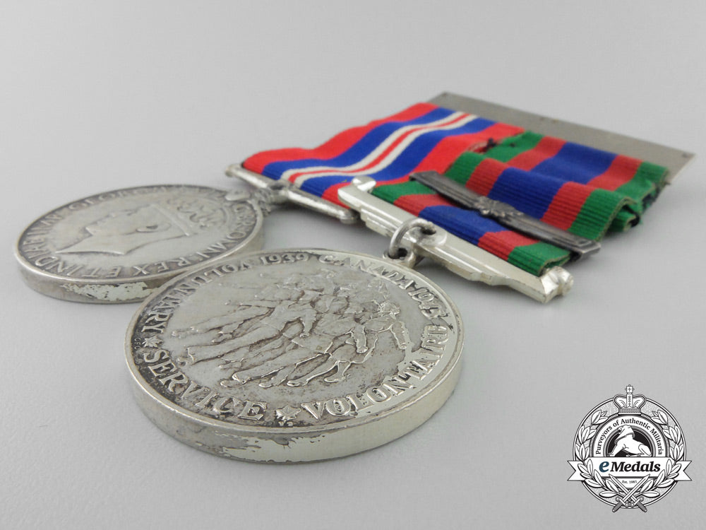 a_pair_of_second_war_canadian_medals_a_1021