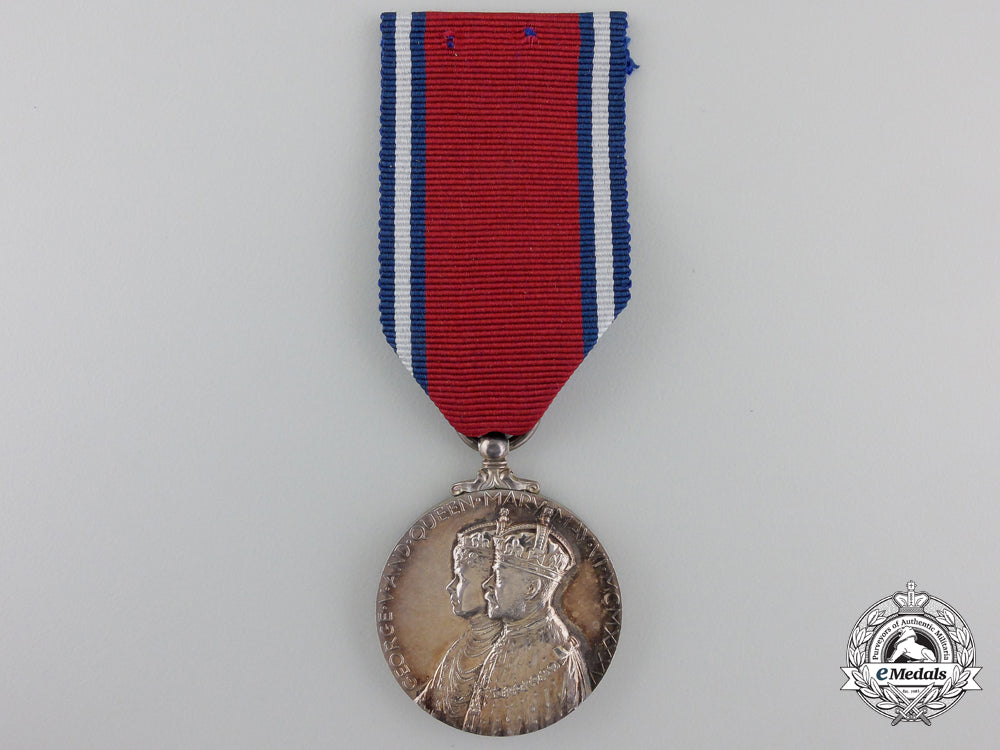 a1935_king_george_v_and_queen_mary_jubilee_medal_a_124