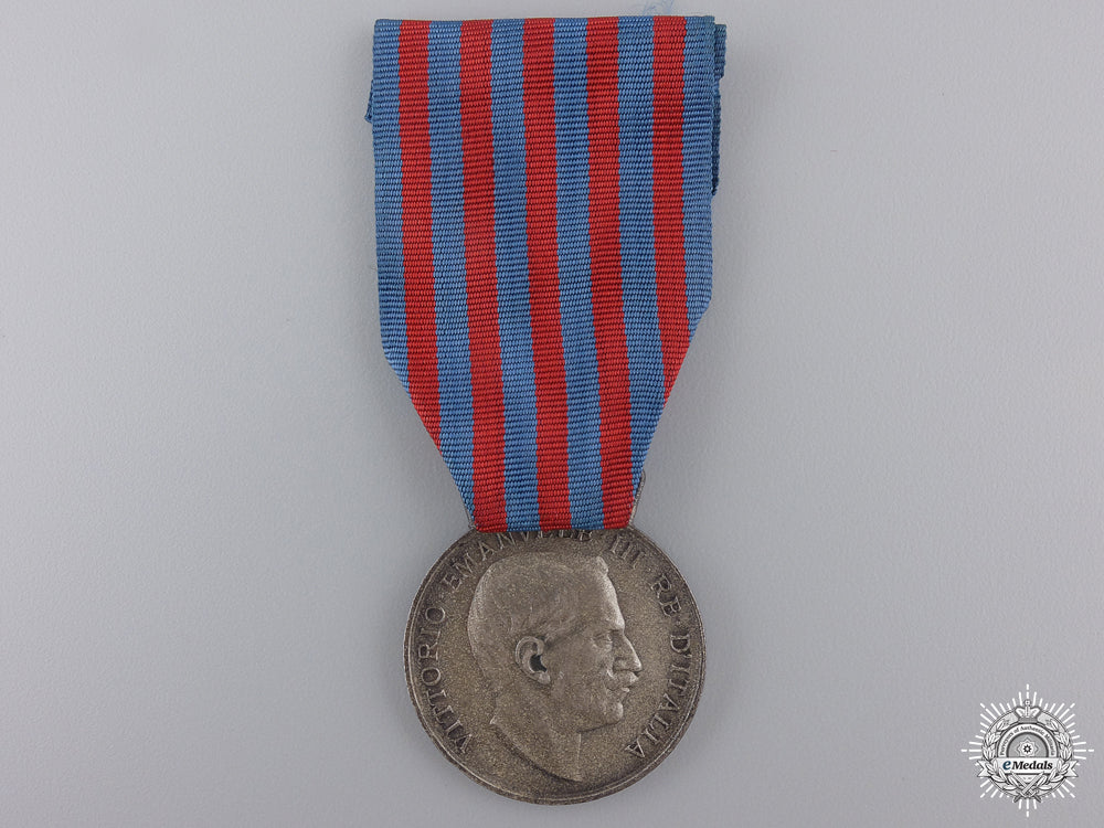 a1911_italian_campaign_medal_for_service_in_libya_a_1911_italian_c_54f74f3d33809