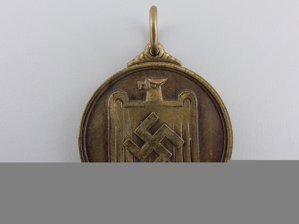 a1937_german1500_meter_sprint_medal_a_1937_german_15_55b11f6fca1d7