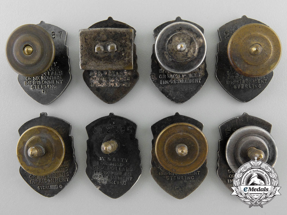 eight_second_war_canadian_general_service_badges_a_2349