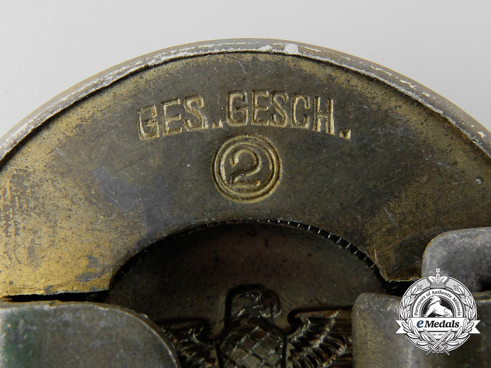 a_german_penal_institution_administration_official's_type_ii_belt_buckle;_published_example_a_3666