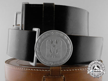 a_red_cross_officer's(_leader's)_belt_with_buckle_in_carrying_case;_published_example_a_3732_1