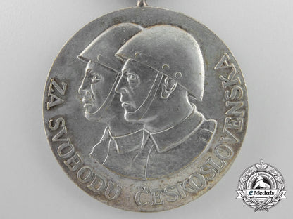a_czechoslovakian_military_order_of_freedom_medal;_silver_grade_a_4031_1