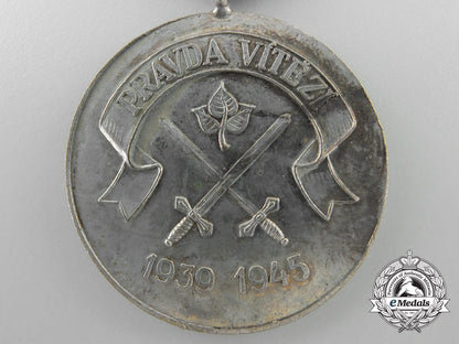 a_czechoslovakian_military_order_of_freedom_medal;_silver_grade_a_4032_1