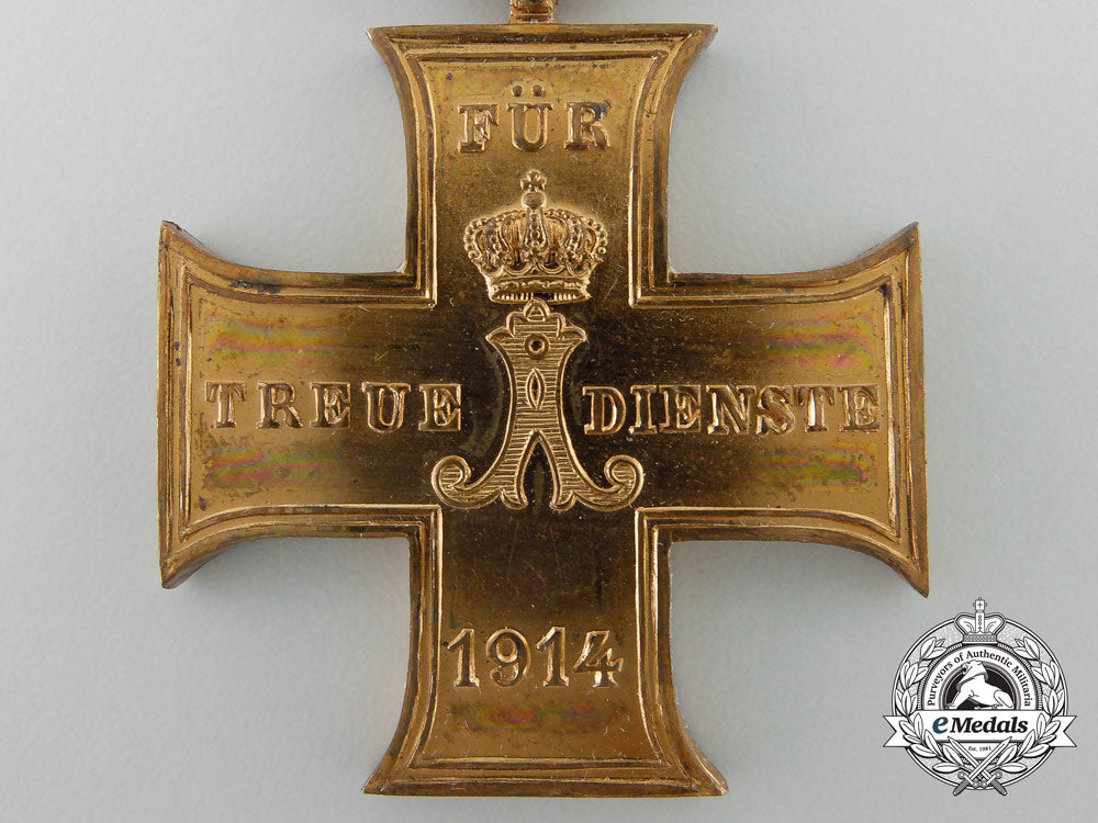 a1914_lippe-_schaumburg_loyal_service_cross_with_case_of_issue_a_4150
