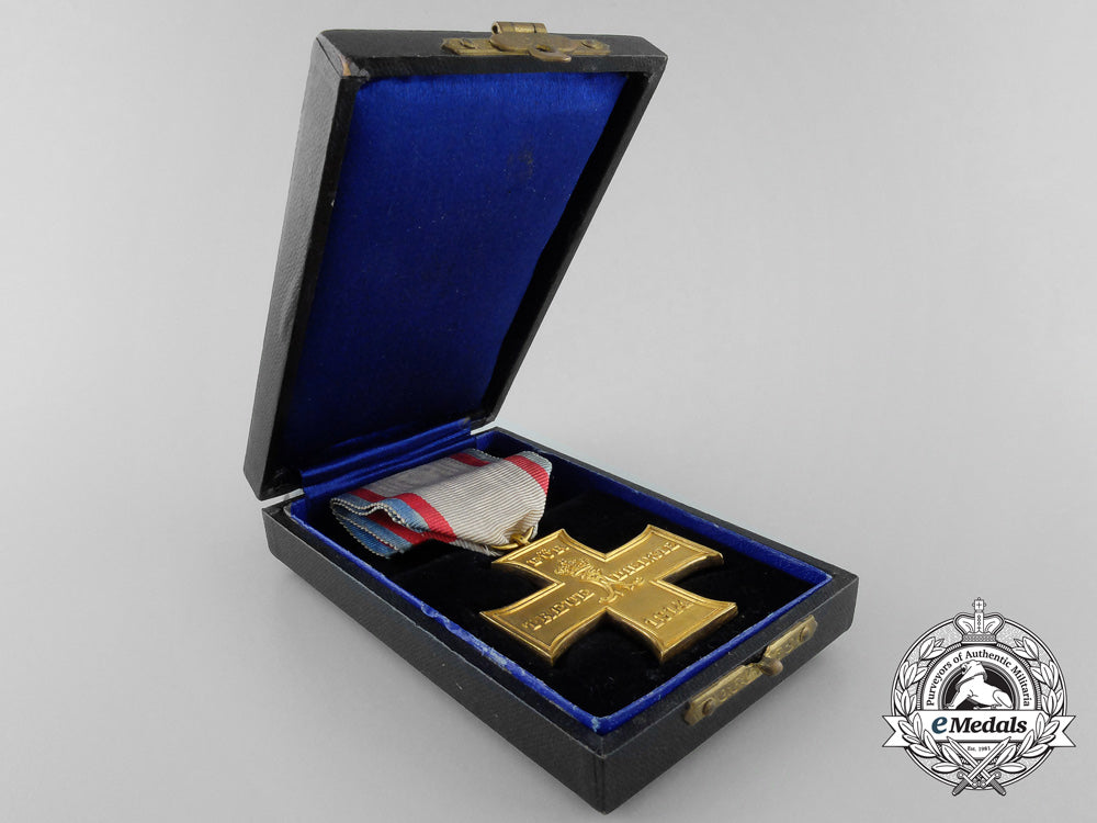 a1914_lippe-_schaumburg_loyal_service_cross_with_case;_non_combatant_version_a_4165