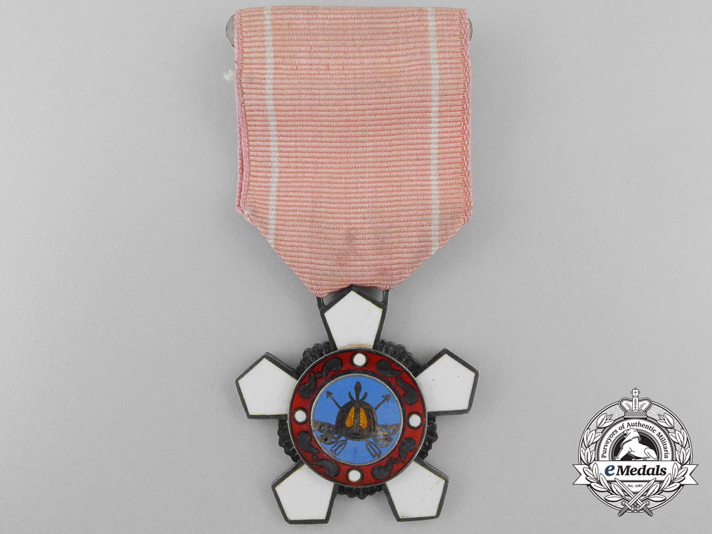 a_korean_order_of_military_merit;_fourth_class;_first_type_a_4553